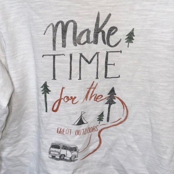 ZARA Graphic Shirt - Picture 2 of 3